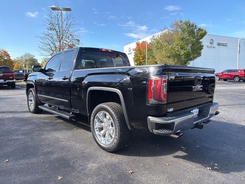 Used 2017 GMC Sierra 1500 SLT w/ SLT Premium Package image 9