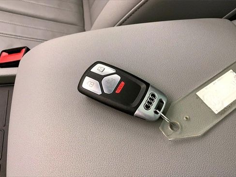 Certified 2021 Audi Q5 2.0T Premium Plus w/ Premium Plus Package image 11