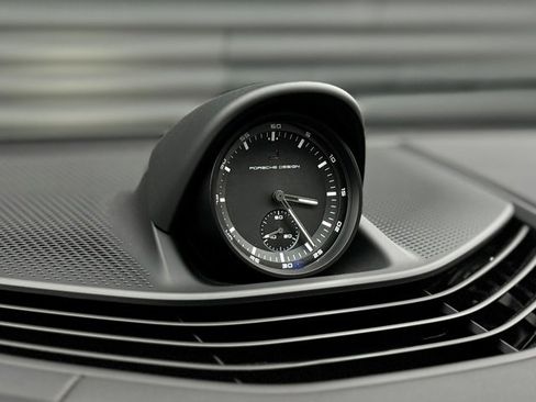 Used 2024 Porsche Taycan GTS image 26