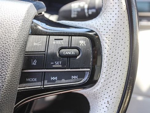 Used 2021 Toyota Mirai RWD image 32
