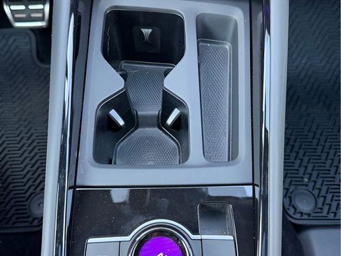 Used 2026 Volkswagen Tiguan SEL R-Line image 30