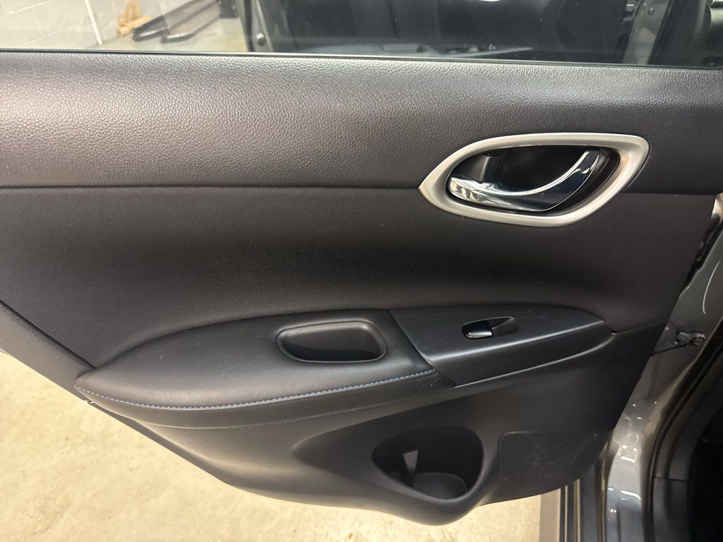 Used 2016 Nissan Sentra SR FWD image 27