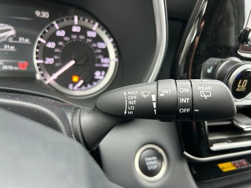 Used 2026 Toyota Highlander XLE image 20