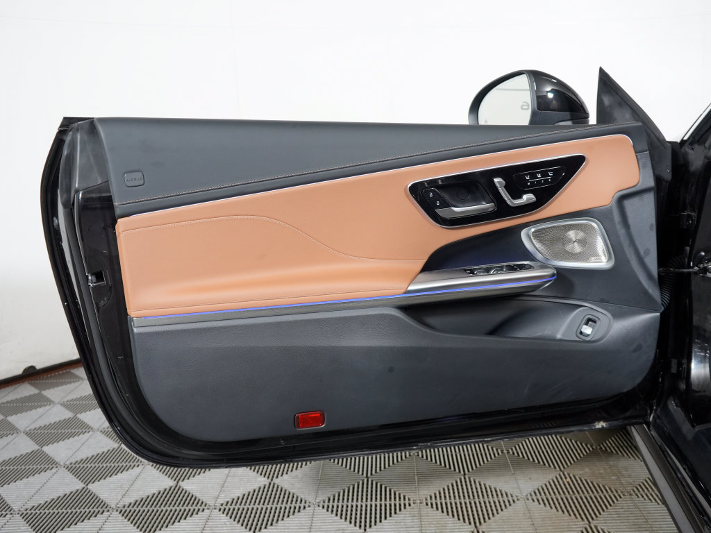 Certified 2024 Mercedes-Benz CLE 300 4MATIC Cabriolet image 33