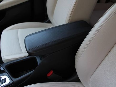 Used 2020 Buick Encore GX Preferred FWD image 19