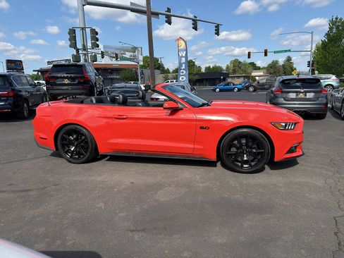 Used 2015 Ford Mustang GT Premium w/ Equipment Group 401A RWD image 9