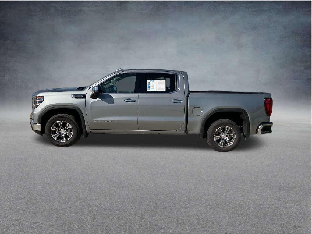 Used 2026 GMC Sierra 1500 SLT RWD image 4