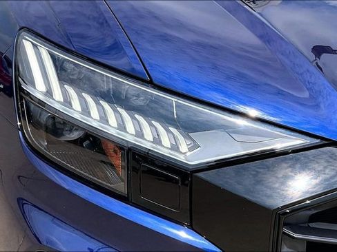 Used 2023 Audi Q8 Premium Plus w/ Premium Plus Package image 31