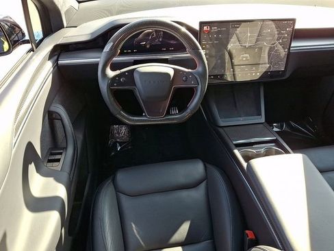 Used 2022 Tesla Model X Plaid image 17