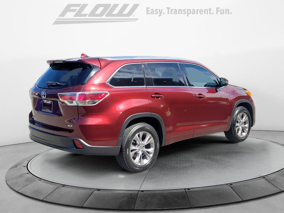 Used 2014 Toyota Highlander XLE FWD image 9