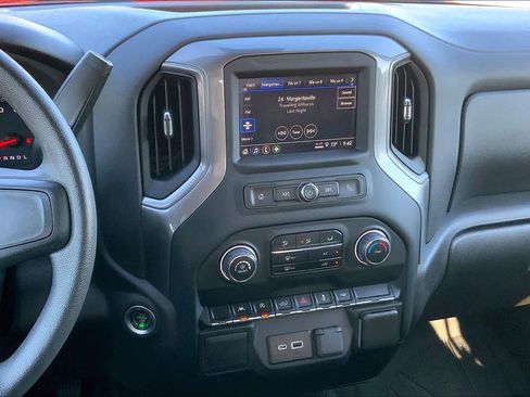 Certified 2022 Chevrolet Silverado 1500 Custom image 6