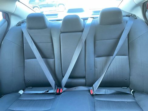 Used 2025 Nissan Altima 2.5 SV image 39