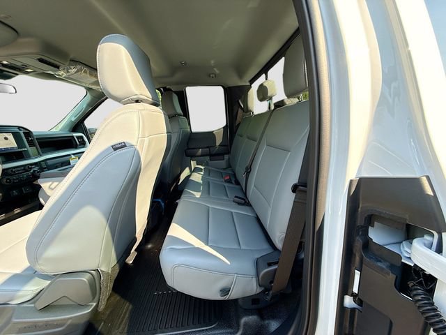 New 2026 Ford F550 4x4 Supercab Super Duty image 22