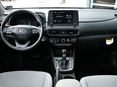 Used 2023 Hyundai Kona SEL image 27