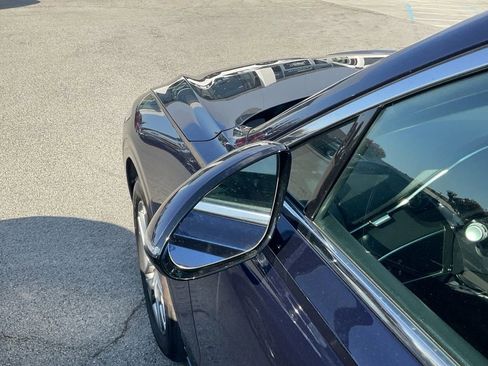 Used 2025 Genesis GV70 2.5T image 34