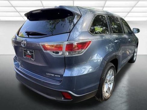 Used 2016 Toyota Highlander Limited AWD/4WD image 6