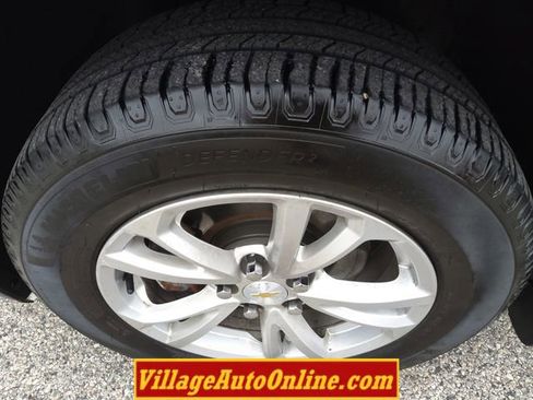Used 2017 Chevrolet Equinox LT FWD image 34