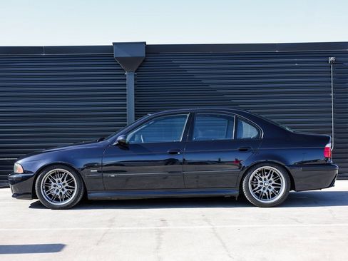 Used 2000 BMW M5 image 2