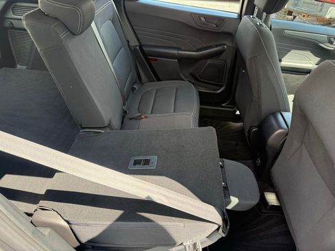 Used 2023 Ford Escape AWD image 42