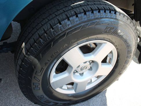 Used 2005 Nissan Frontier NISMO w/ (J01) Sunroof Pkg RWD image 13