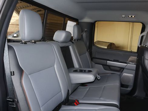 Used 2025 Ford F150 Lariat w/ Equipment Group 501A Mid image 44