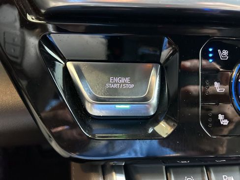 Used 2022 GMC Sierra 1500 Denali w/ Denali Reserve Package AWD/4WD image 21