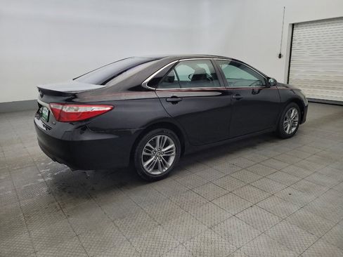 Used 2016 Toyota Camry SE image 10