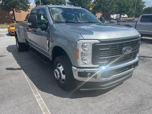 Used 2023 Ford F350 XL w/ 360-Degree Camera Package AWD/4WD image 9