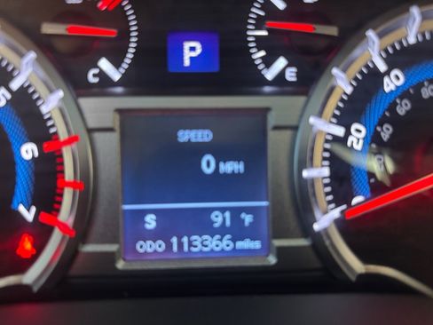Used 2017 Toyota 4Runner SR5 Premium RWD image 11