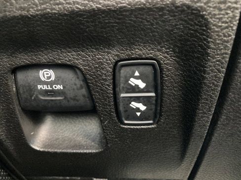 Used 2019 RAM 1500 Big Horn image 18