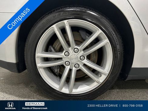 Used 2013 Tesla Model S RWD image 12