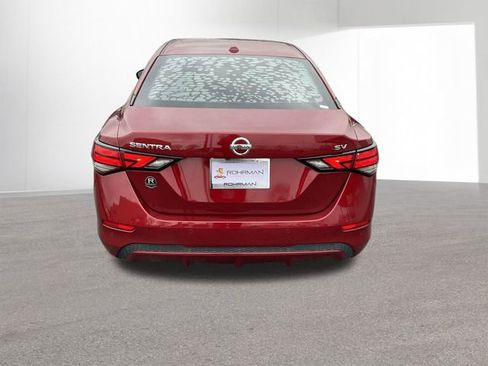 Used 2021 Nissan Sentra SV image 5