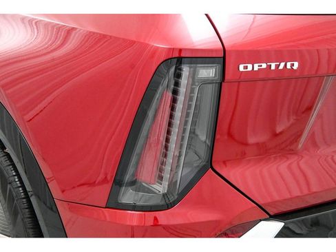 New 2026 Cadillac Optiq Luxury 2 image 11