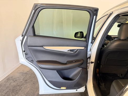 Used 2019 INFINITI QX50 Essential AWD/4WD image 32