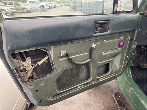 Used 1992 Jeep Wrangler Sahara AWD/4WD image 16