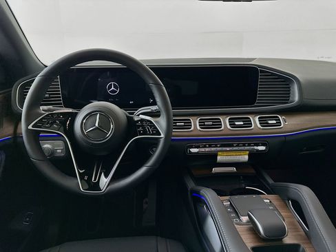 New 2026 Mercedes-Benz GLE 450 4MATIC Coupe image 25