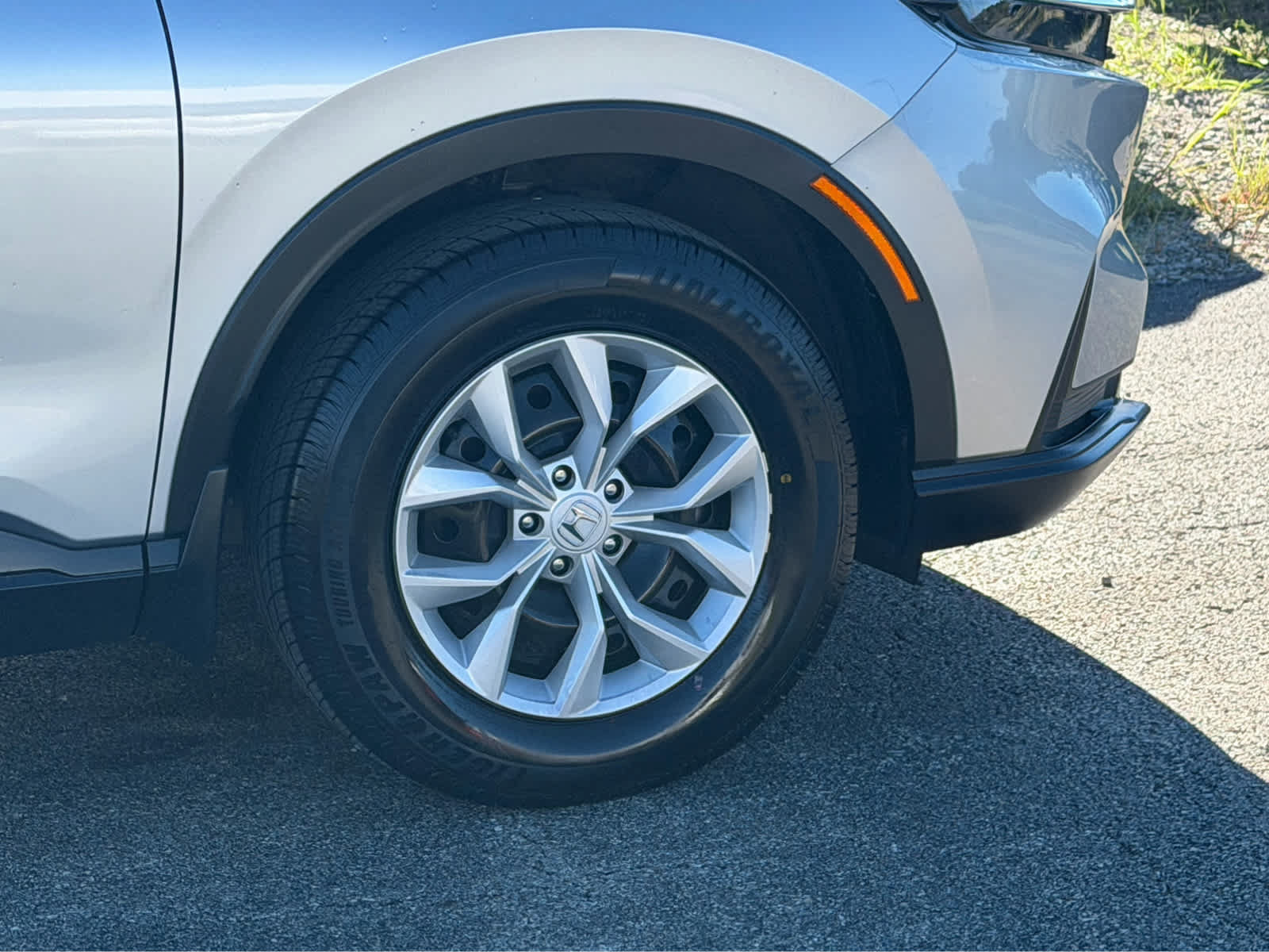 Used 2024 Honda CR-V LX image 15