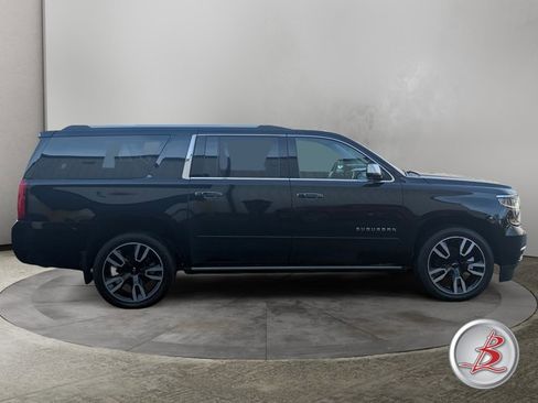 Used 2020 Chevrolet Suburban Premier image 8