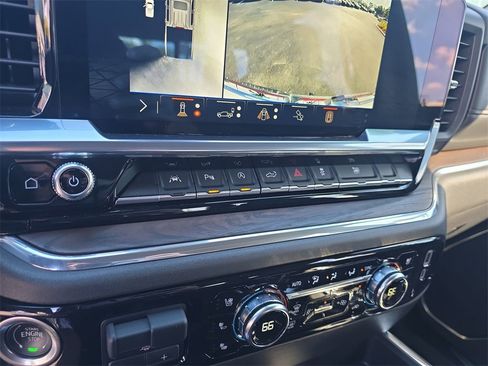 Used 2024 GMC Sierra 1500 SLT w/ SLT Premium Plus Package image 24