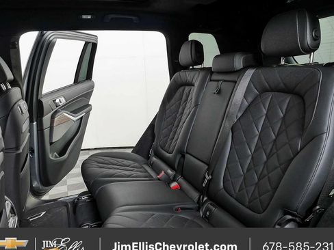 Used 2025 BMW X7 xDrive40i w/ M Sport Package AWD/4WD image 22