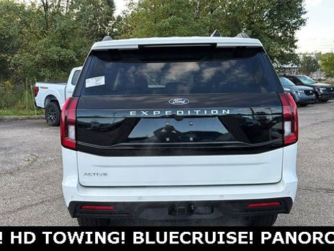 New 2025 Ford Expedition Active image 30