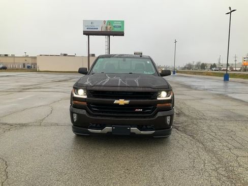 Used 2018 Chevrolet Silverado 1500 LT w/ All Star Edition image 3
