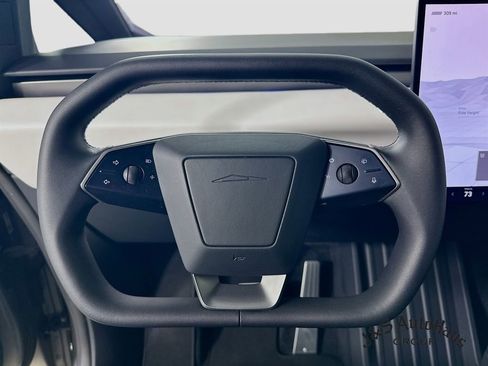 Used 2024 Tesla Cybertruck AWD Crew Cab image 12