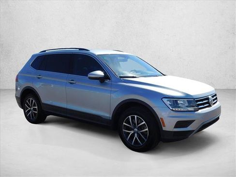 Used 2019 Volkswagen Tiguan SE FWD image 6