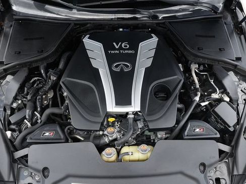 Used 2018 INFINITI Q50 Red Sport 400 w/ Sensory Package (Sport) RWD image 23