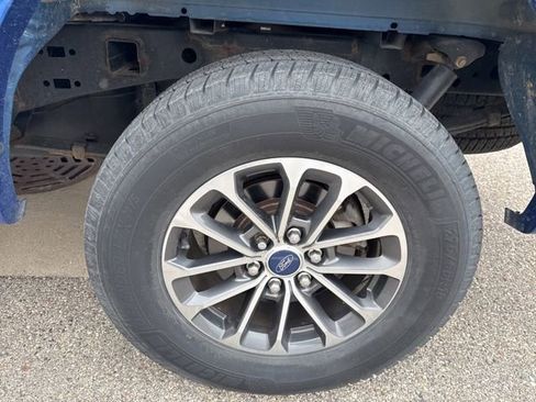 Used 2018 Ford F150 XLT w/ Equipment Group 302A Luxury AWD/4WD image 10