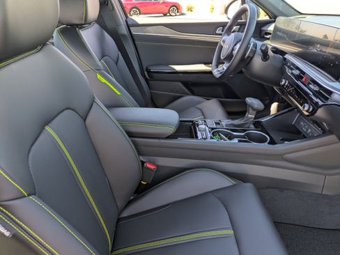 New 2026 Kia K5 GT FWD image 12
