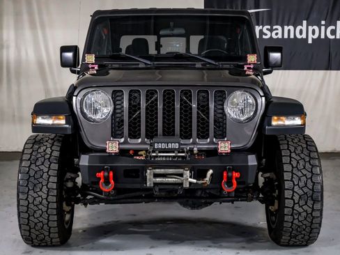 Used 2020 Jeep Gladiator Sport w/ Quick Order Package 24S image 3