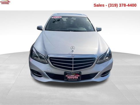 Used 2016 Mercedes-Benz E 350 4MATIC Sedan image 9