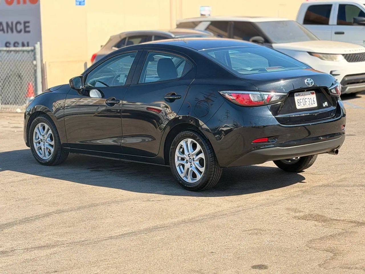 Used 2018 Toyota Yaris iA FWD image 11